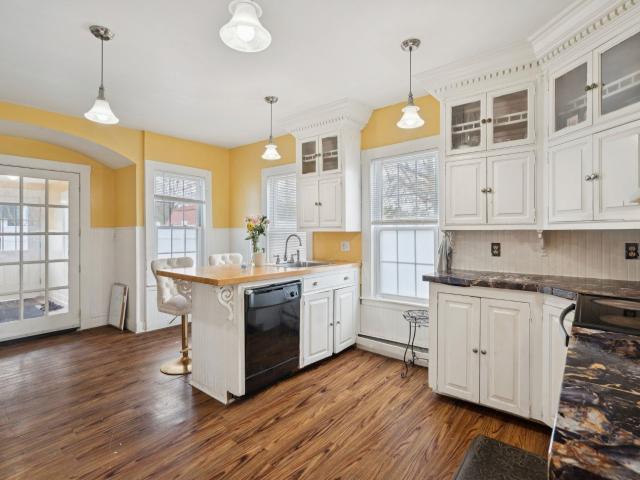 179 Pleasant Street