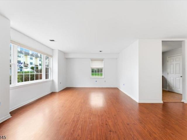 179 Roseland Ave # 7