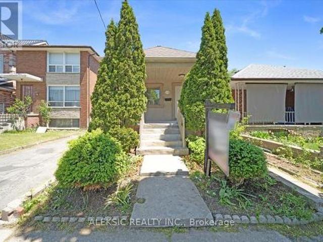 179 Thirtieth Street, Toronto, ON, M8W 3C6 house for sale | Listing ID W13712 | Royal LePage