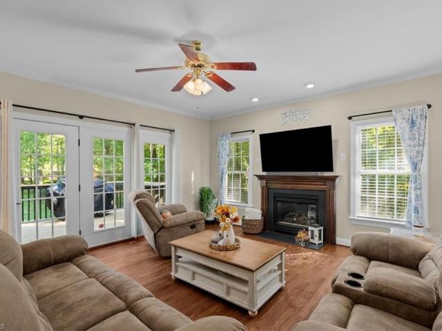 1804 Ridge Oaks Drive