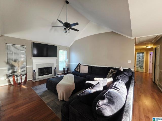 1805 Brandon Way