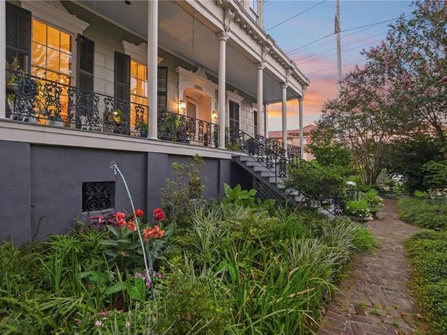 1805 Coliseum Street # 1