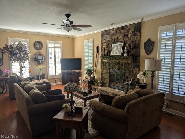 1805 E Western Reserve Road 68