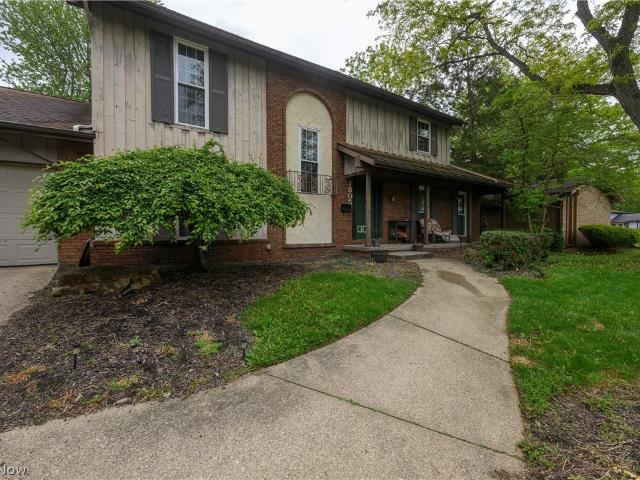 1805 Heritage Circle