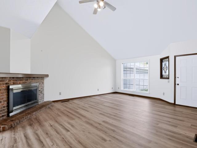 1805 Twin Oaks Lane