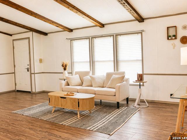18066 La Gloria Rd