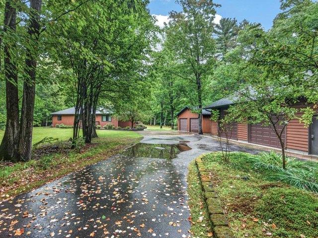 1806 Buckhorn Cir, Woodruff, WI 54568