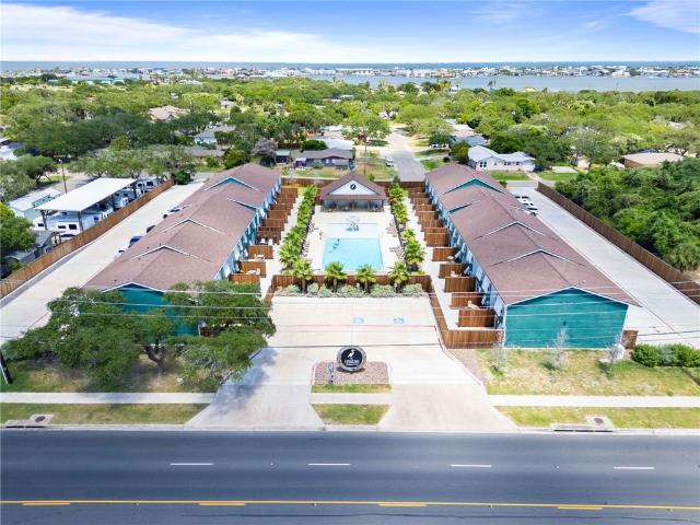 1806 Highway 35 N D 4