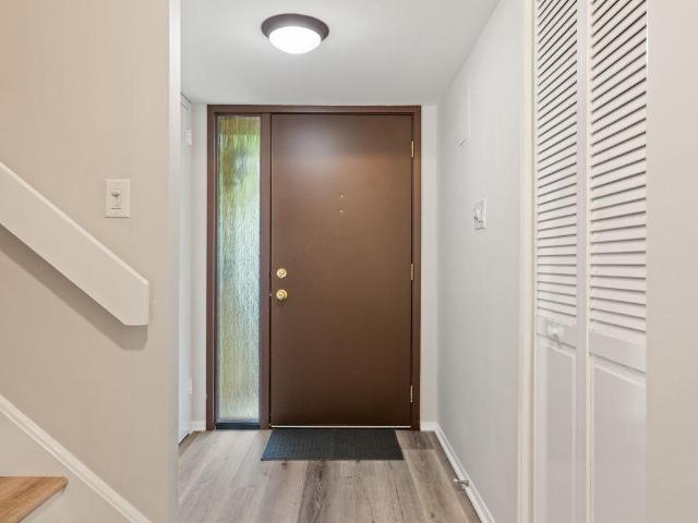 1806 Ivy Oak # 43