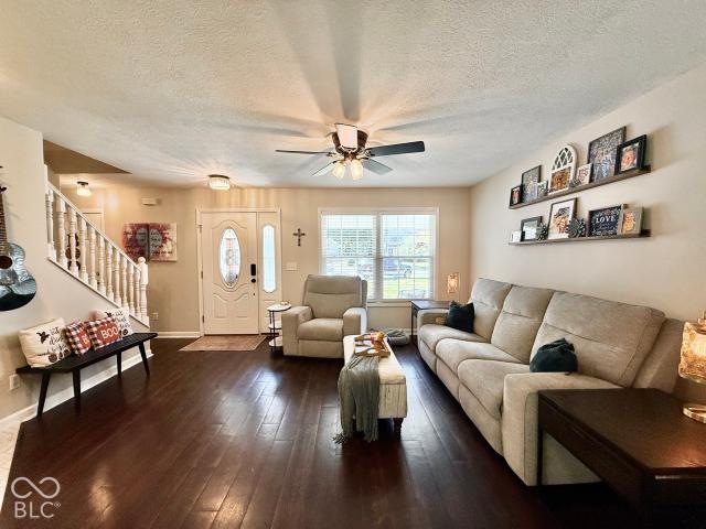 1806 River Birch Court