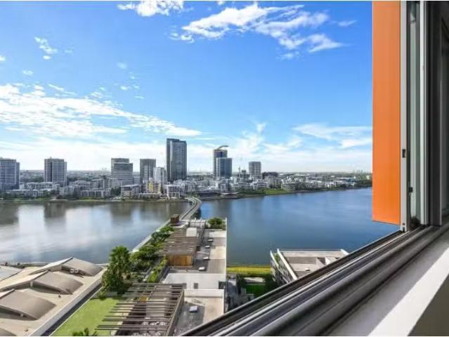 1807/18 Footbridge Boulevard, Wentworth Point Apartment for re.