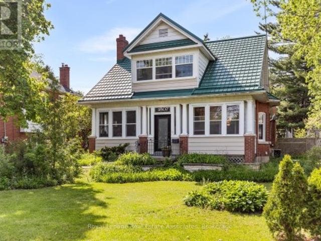 1807 Balsam Avenue, Mississauga, ON, L5J 1L3 house for sale | Listing ID W13759 | Royal LePage