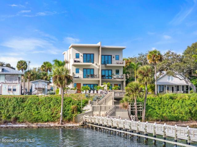 1807 Riverview Dr, Melbourne, FL 32901 | MLS #1071