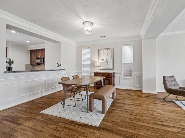 1807 Stacy Crest