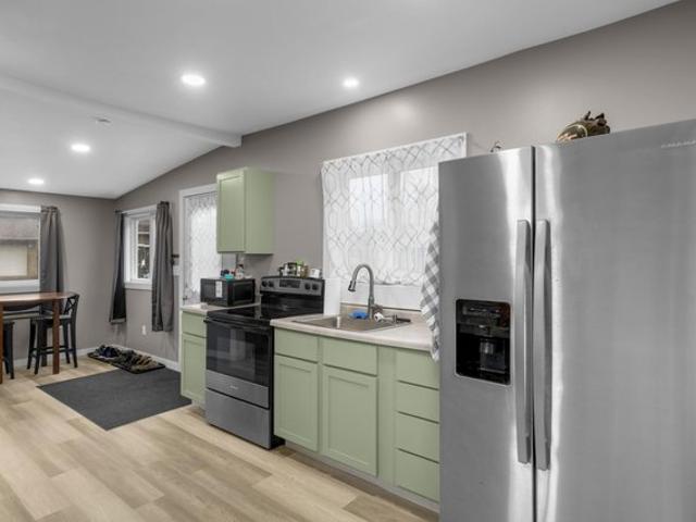 1808 Beach Dr SE, Forest Lake, MN 55025