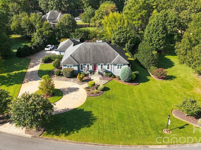 1808 Country Garden Drive
