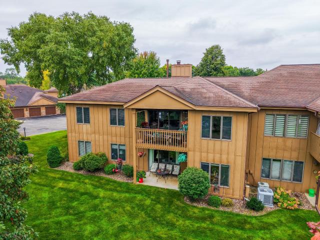 1808 Lakeview Court SW # 204