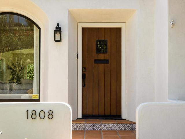 1808 Poli Street