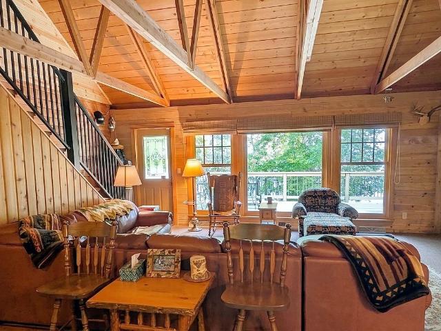 1809 Everett Bay Road