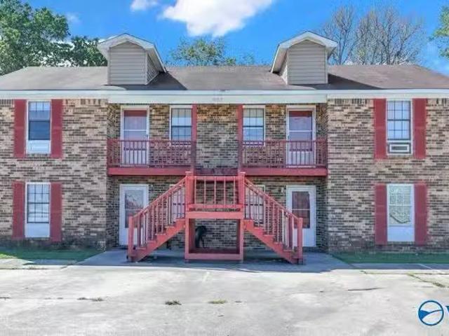 1809 GRAYMONT LN SW, DECATUR, AL 35603