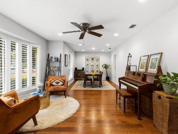 1809 Greenway Drive