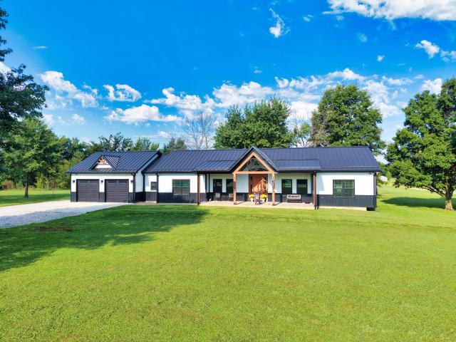 18001 HIGHWAY124