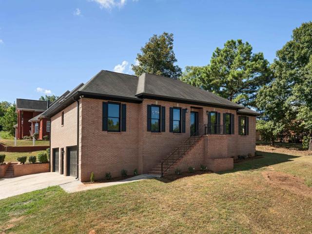 1800 Mandela Drive