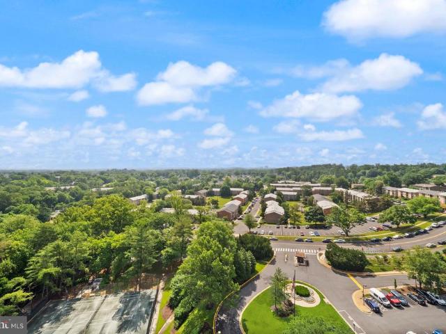 1800 Old Meadow Road # 1601