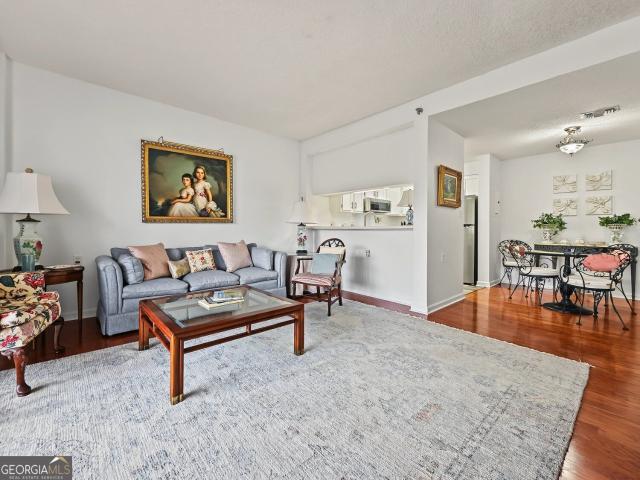 1800 Clairmont Lk A703
