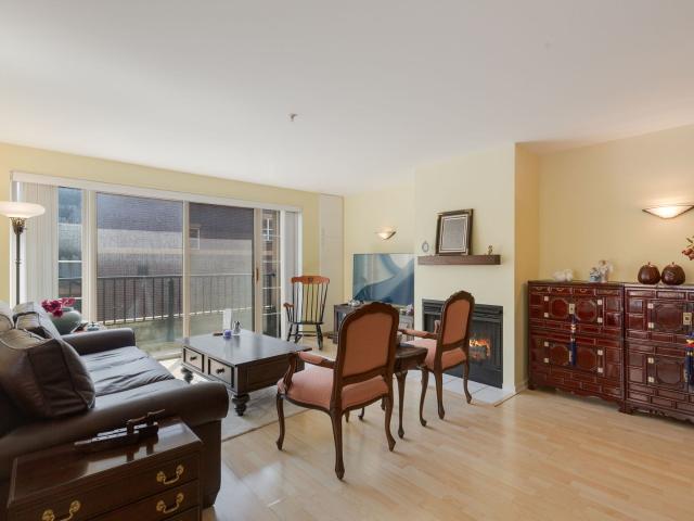 1800 Dewes Street # 204