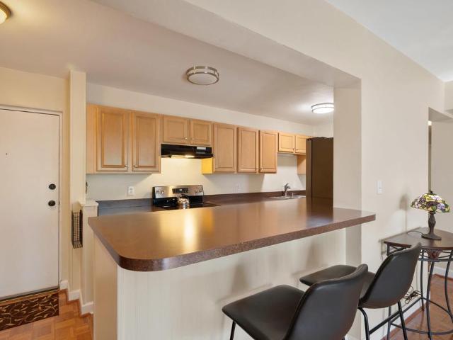 1800 Jefferson Park Ave # 54