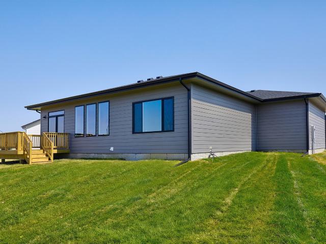 1800 SW Sienna Court