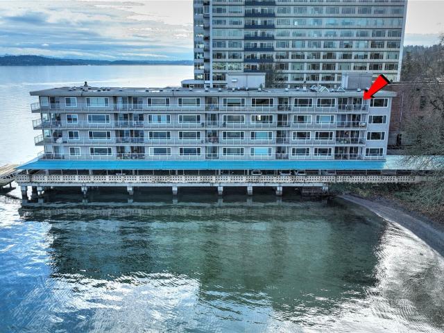 1800 43rd Avenue E # 401