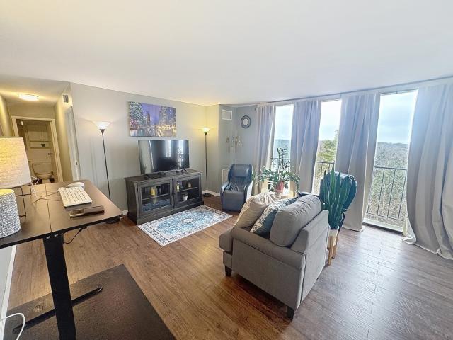 1800 7th Street # 10B
