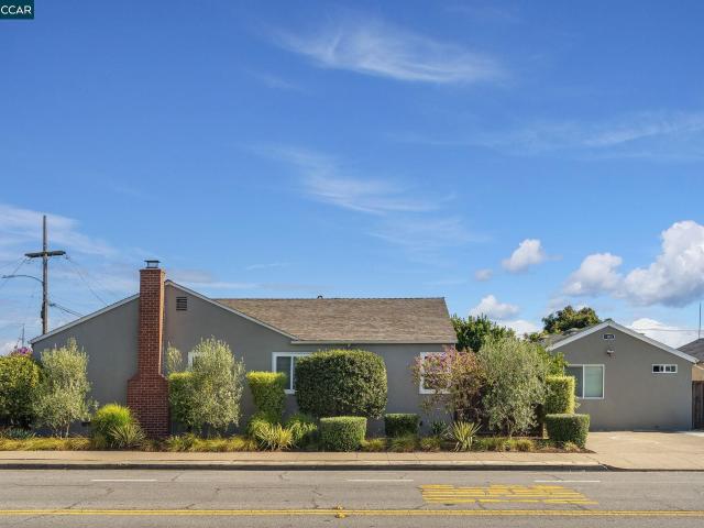 1801 Campbell Ave