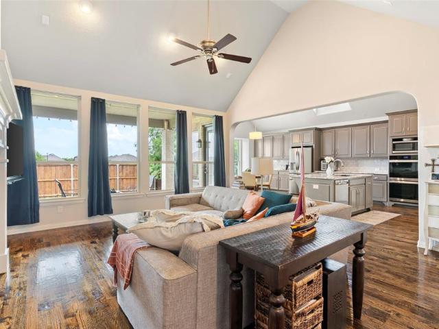 1801 Crystal Cove Lane