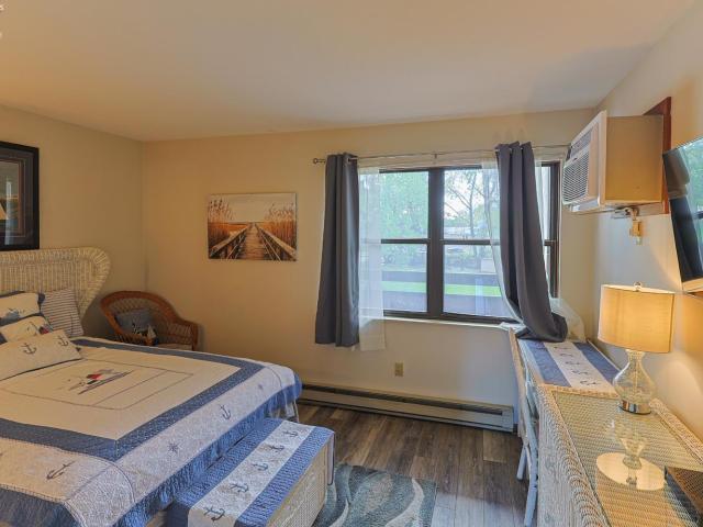 1801 E Perry Street # 14