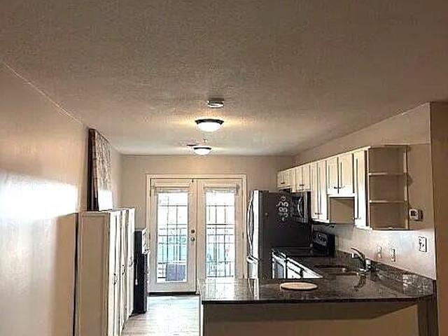 1801 Lake Ave 107