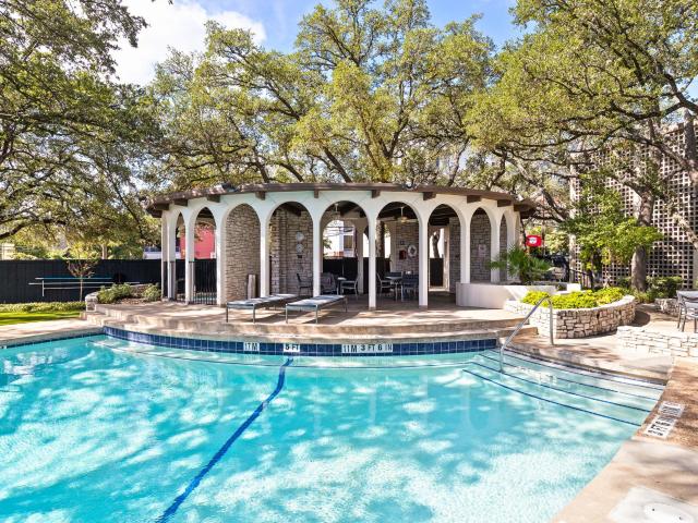 1801 Lavaca St # 15M