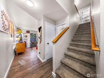 1801 st Avenue NE
