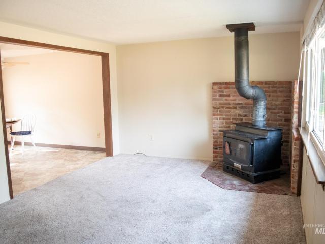 1801 W 6th