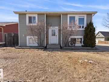 1801 12 Street, Cold Lake, AB, T9M 1L8 house for sale | Listing ID E4483 | Royal LePage