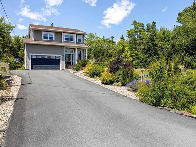 52 Bantry Avenue, Stillwater Lake, NS, B3Z 4P5 house for sale | Listing ID 202617 | Royal LePage