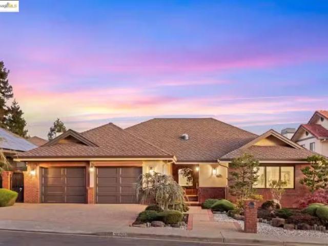 18020 CENTER ST, CASTRO VALLEY, CA 94546
