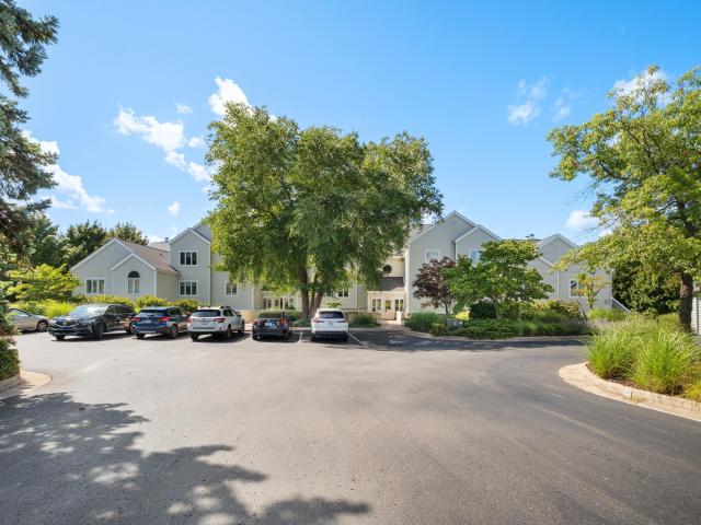 1802 Lakeshore Drive, Unit 6, St. Joseph, MI 49085 | MLS #70490