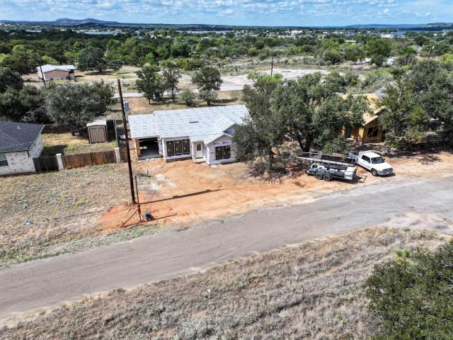 1802 Redwood Dr