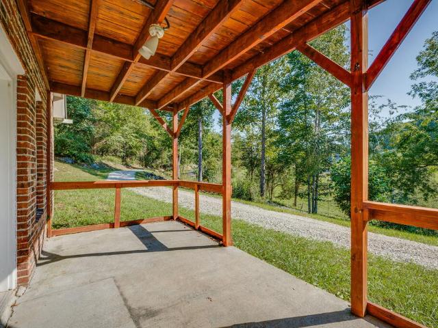 1803 Ivy Ridge Rd