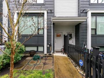 180 2 Oak Meadows Drive, Surrey, BC, V3Z 0W6 townhouse for sale | Listing ID R3139 | Royal LePage