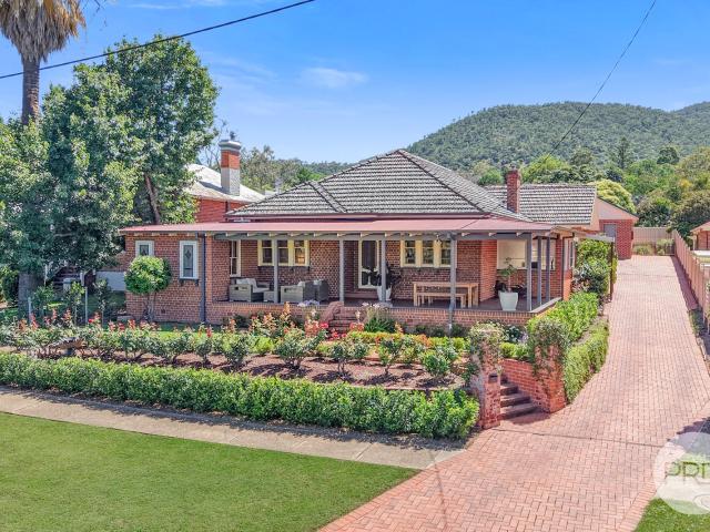 180 Carthage Street, TAMWORTH NSW 2340