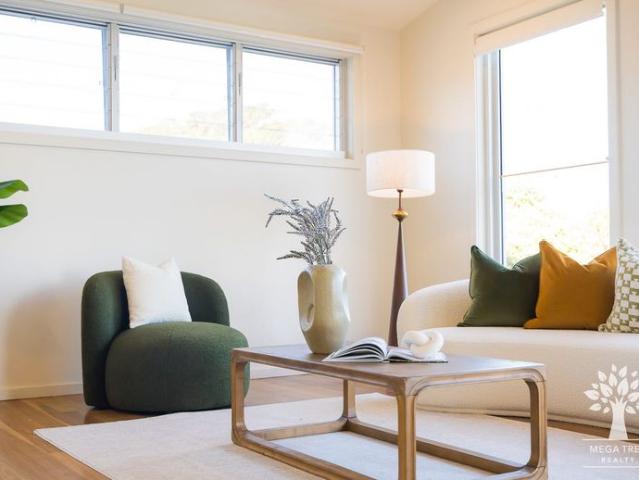 180° City & Ocean Views | Corner Block Family Home